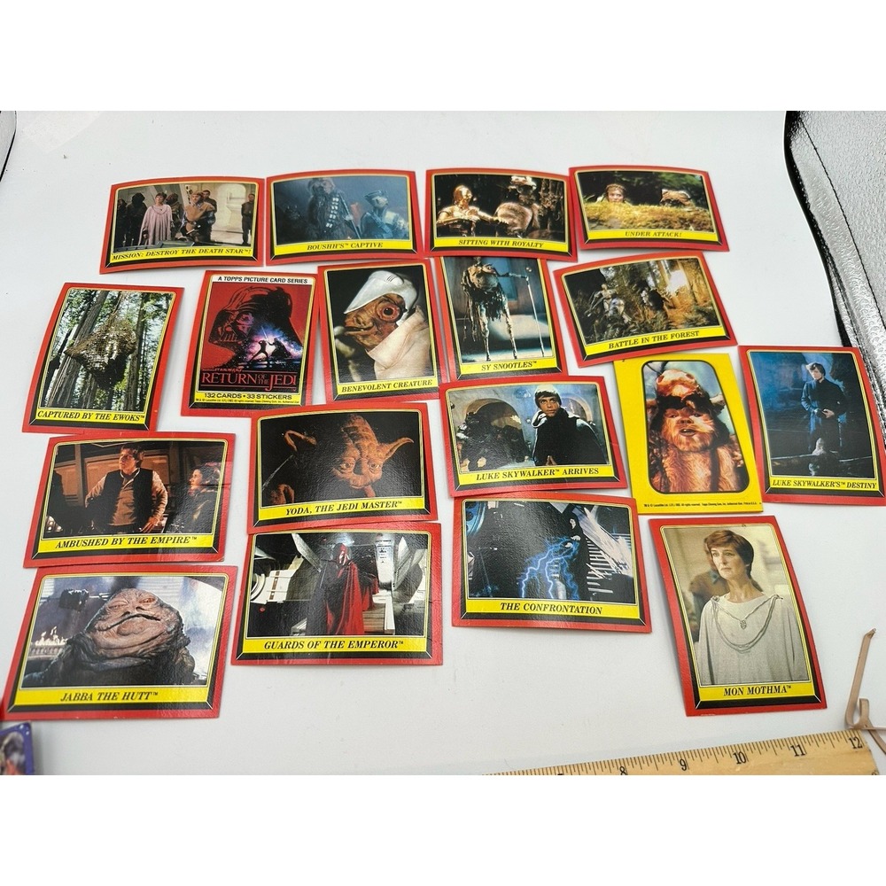 1983 Topps Star Wars Return of the Jedi (Red Border) Trading Card Lot 18 Total